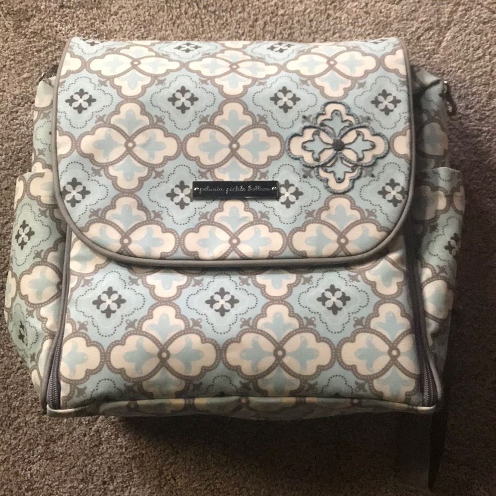 Used twice Petunia Pickle Bottom diaper bag